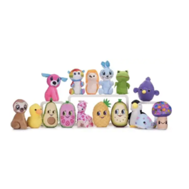 Assorted plush toys, 17 cm