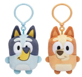 Bluey Plush Bagclip 2 assorted 11cm in display